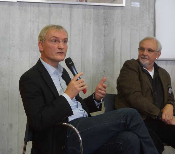 Dr. Holger Brackemann bei der Podiumsdiskussion